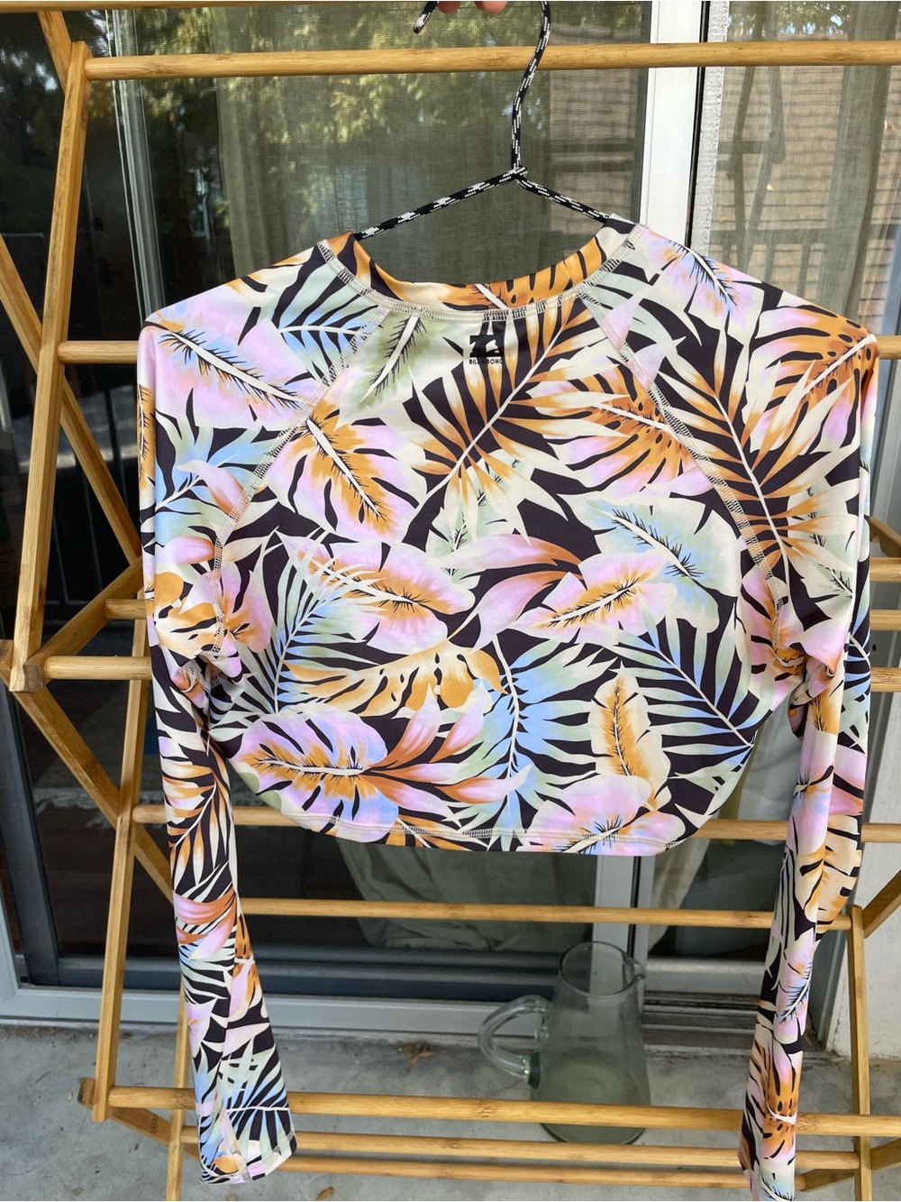 Billabong cropped rash guard